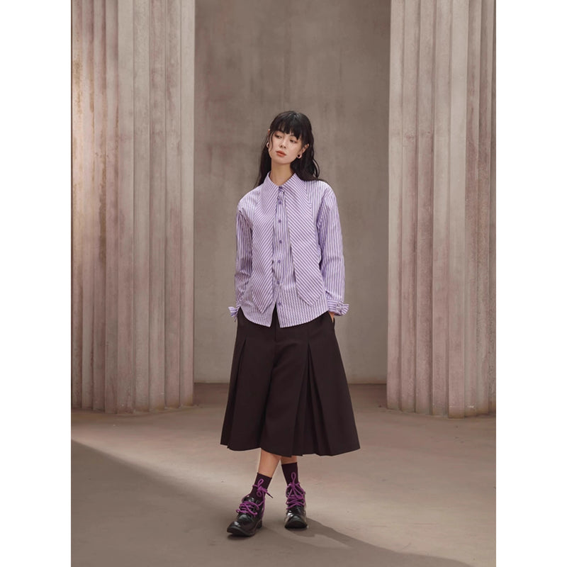 薄紫の縦縞ストライプブラウス