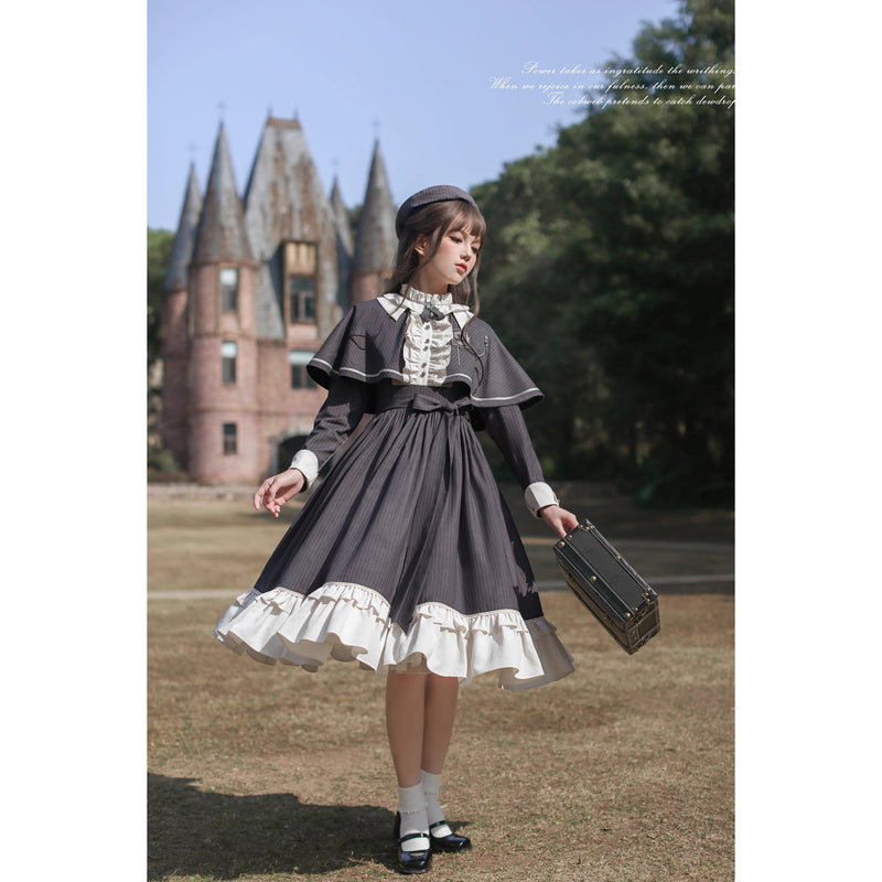 公爵令嬢のクラシカルワンピースとケープ