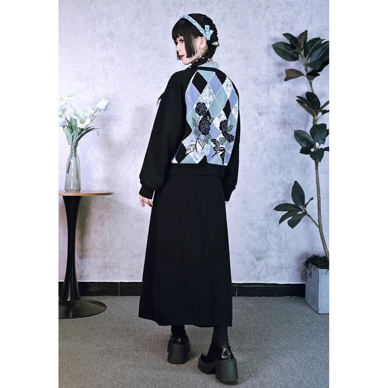 椿の花と鶯の挿絵カーディガンとニットスカート