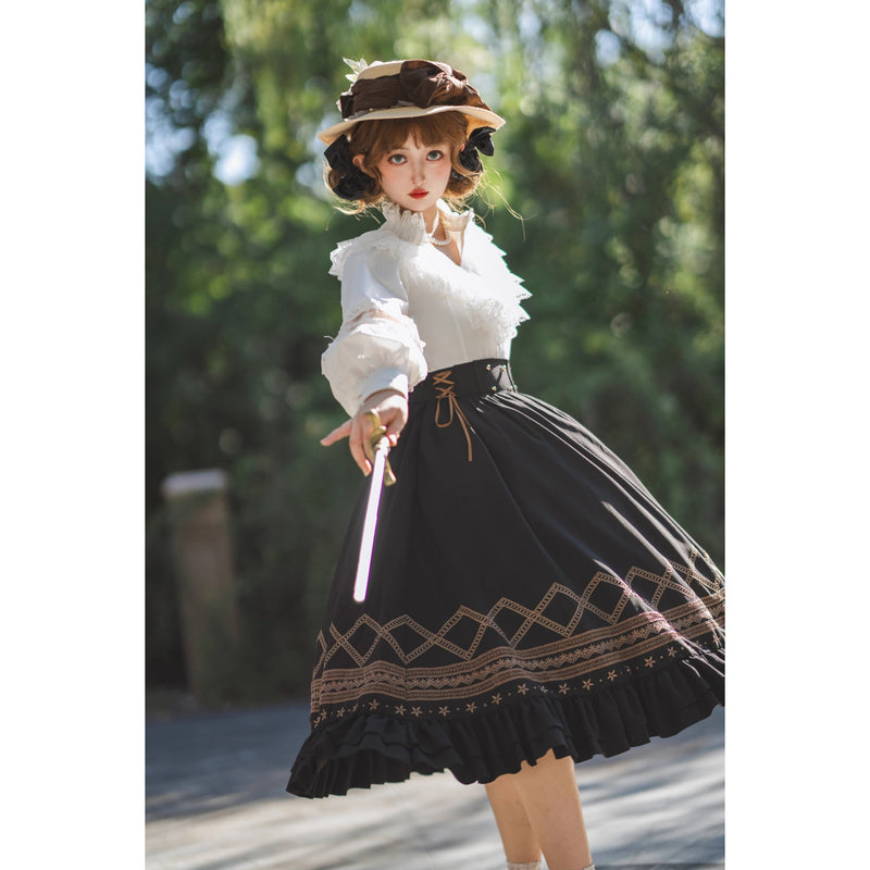 邸宅のお嬢様のレースブラウス