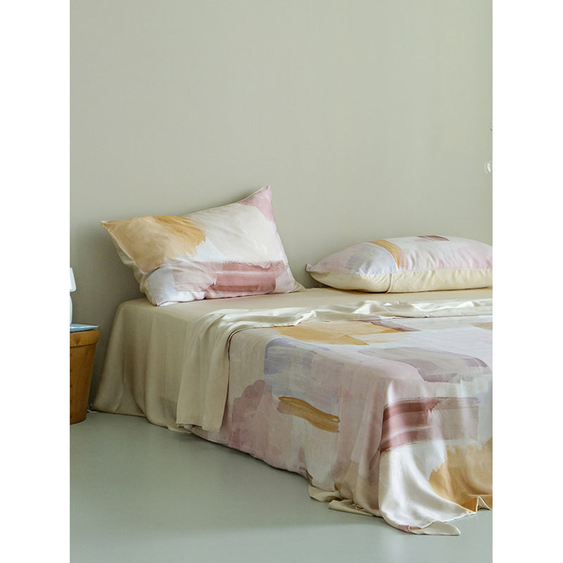 The Illusion of a Morning Glow Bed Cover Set