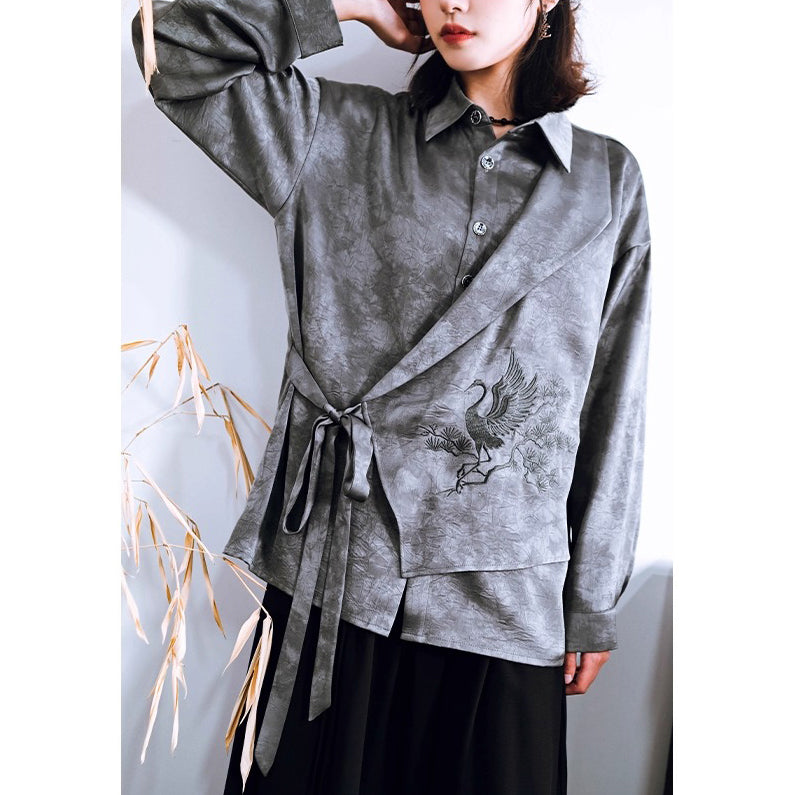 梢に留まる鶴の刺繍ブラウス - Gray