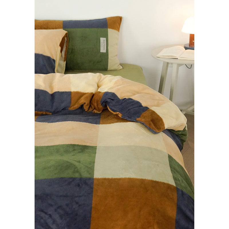 Scandinavian Retro Checkered Bed Cover Set