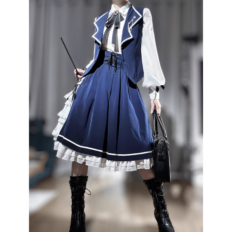 魔法学園のお嬢様のケープとベストとブラウスとコルセットスカート