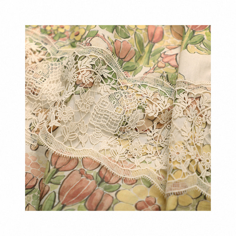家屋と花とウサギの絵画ストラップワンピース