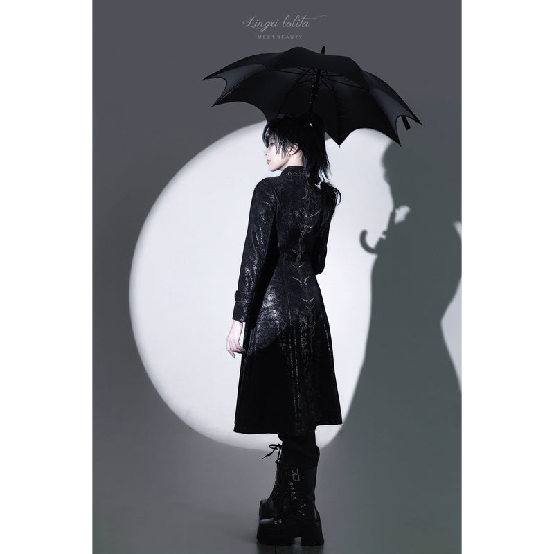 脊椎骨格の刺繍ゴシックコート