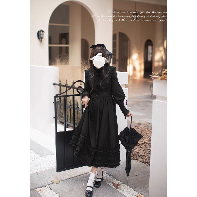 夜想曲を奏でる刺繍クラシカルワンピース