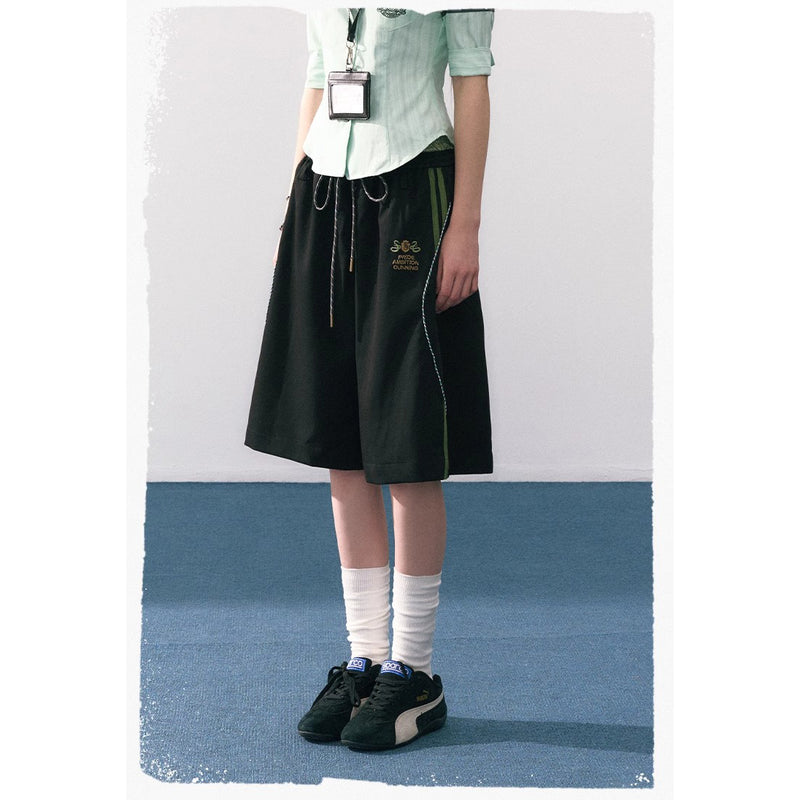 魔法学校のカジュアルハーフパンツ