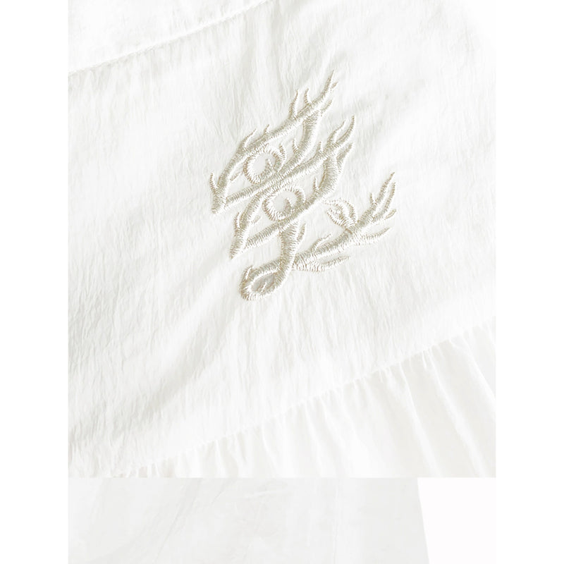 小枝の刺繍スカート