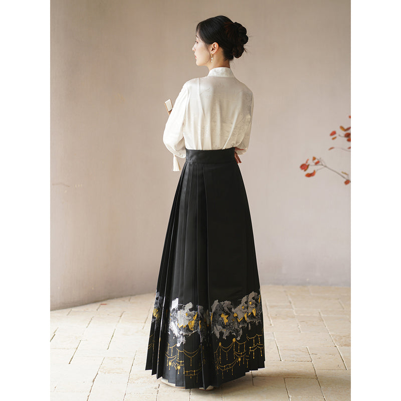 漆黒の水墨画ロングプリーツスカート