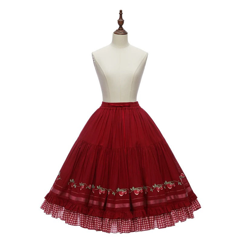 いちご摘みの刺繍トップスとスカートとブラウス - Red[2026年2月上旬-3月上旬発送予定]