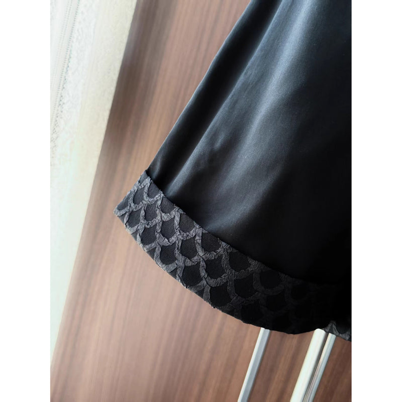 黒の令嬢の刺繍コルセットハーフパンツ[2025年10月上旬-10月下旬発送予定]