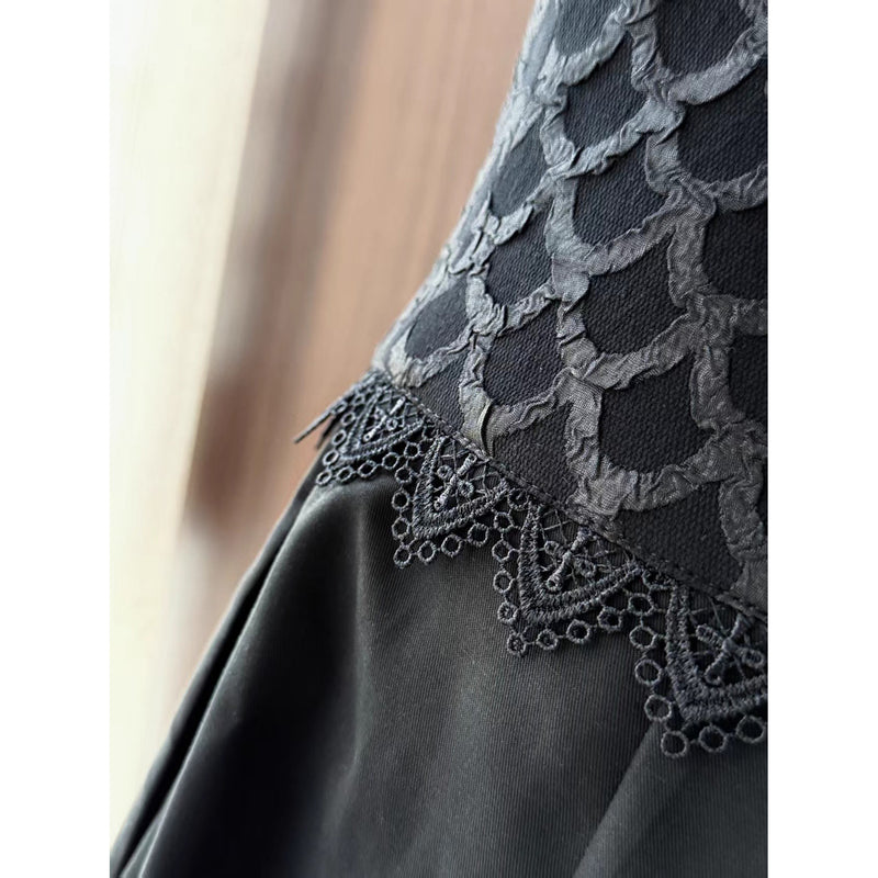 黒の令嬢の刺繍コルセットハーフパンツ[2025年10月上旬-10月下旬発送予定]