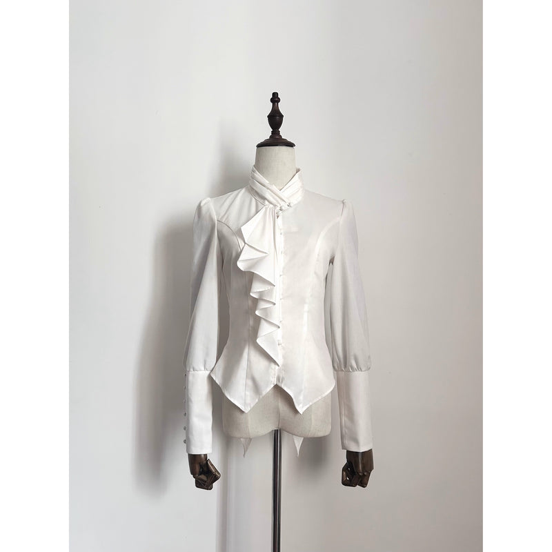 王侯貴族のゴシックブラウス[2026年3月上旬-4月上旬発送予定]