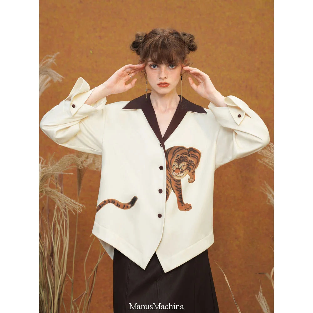 空想の楽園へ迷い込んだみたい!葉陰に蠢く獰猛な“虎豹 空想の楽園へ迷い込んだみたい!葉陰に蠢く獰猛な“虎豹