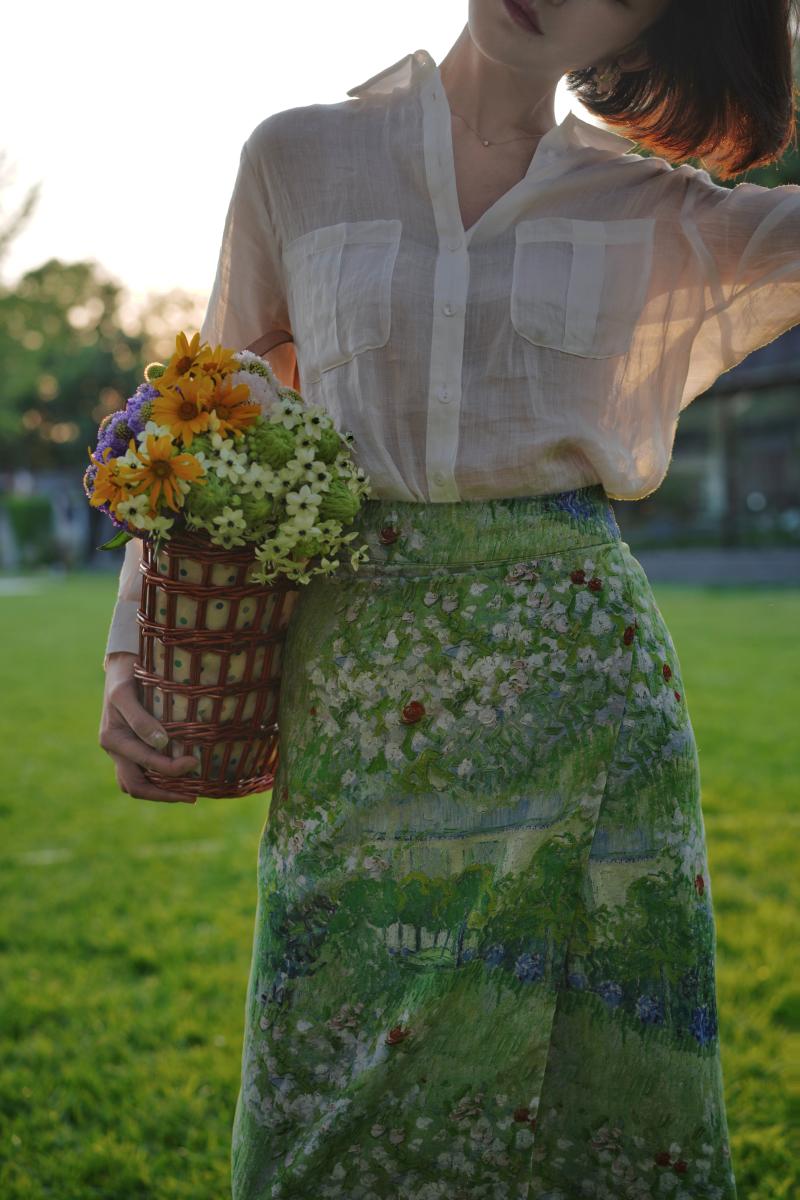 庭園の油彩画クラシカルスカート