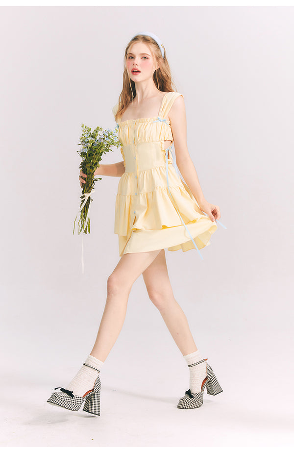 A romantic dress for an innocent young lady