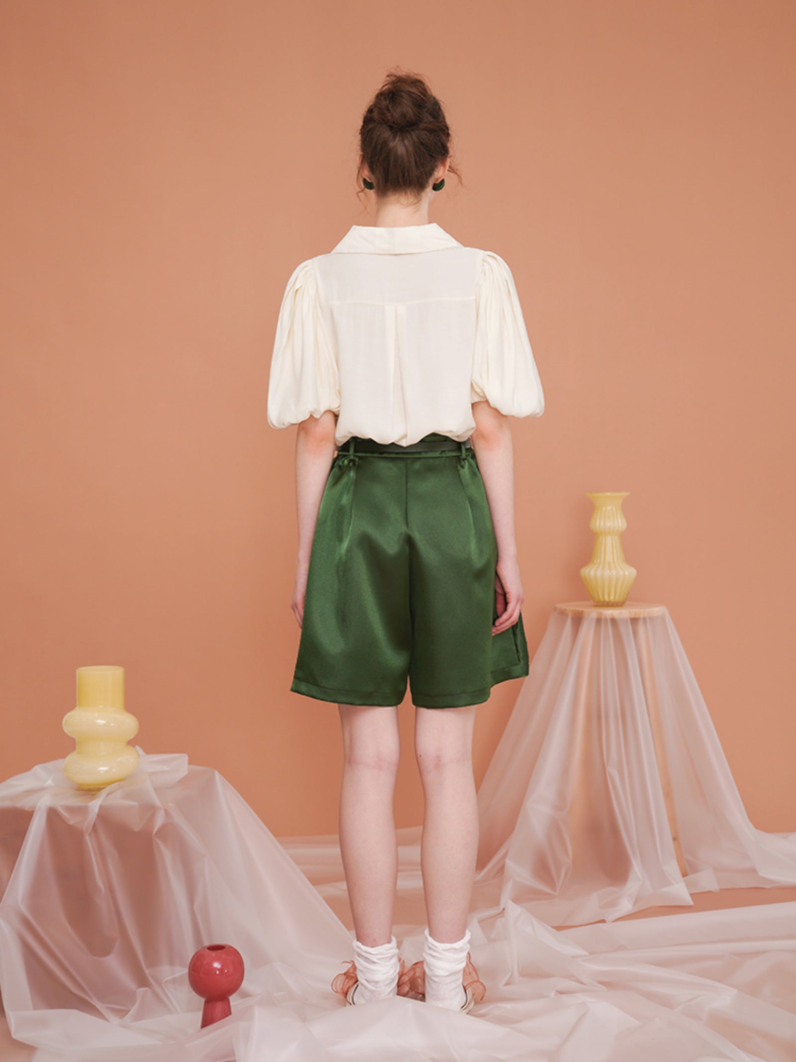 白兎の刺繍襟パフスリーブブラウス – ManusMachina