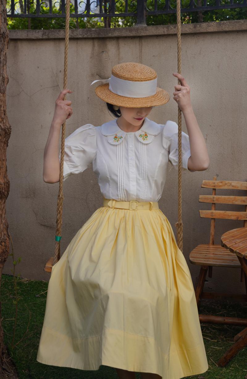 淡黄の貴婦人のヘップバーンスカート
