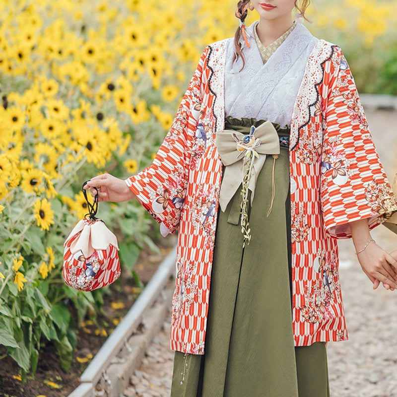 Classic pattern haori of Taisho romantic flowers and birds