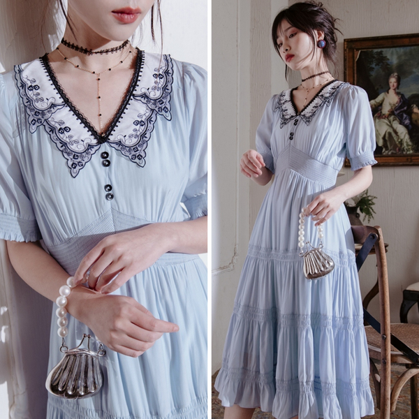White silk embroidered collar French dress