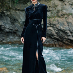 Black Lady's Velvet China Dress