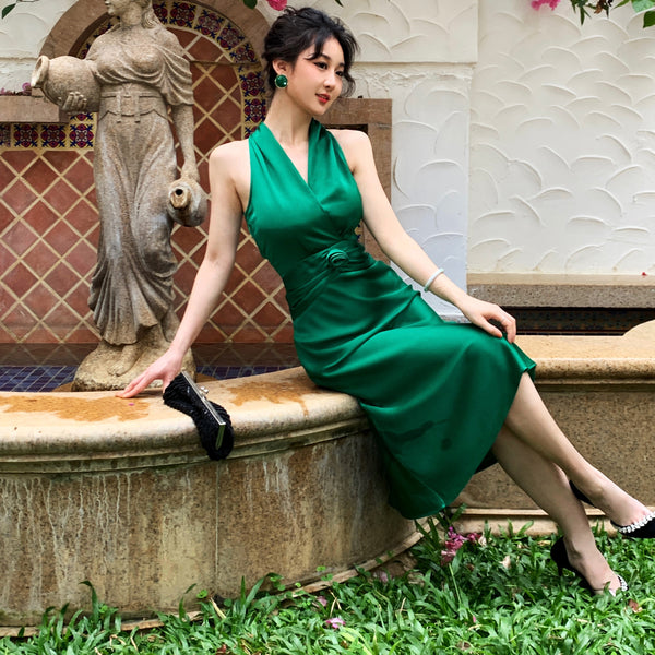 Deep green lady elegant dress