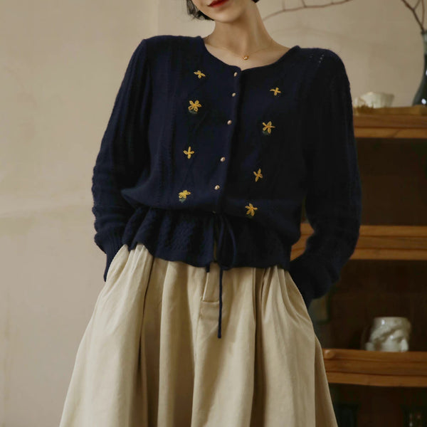 Dark blue floral embroidery knit cardigan