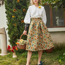 Jacquard skirt with blooming sunflowers