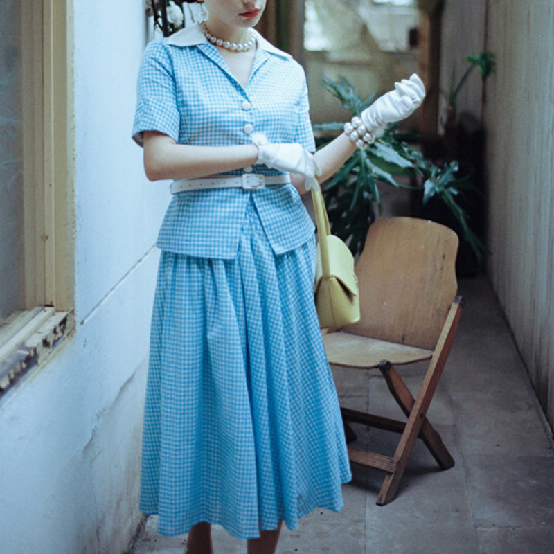香港淑女のヴィンテージブラウスとスカートのセットアップ – ManusMachina