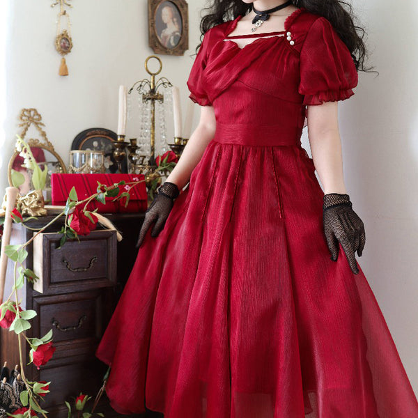 Elegant ribbon dress for a crimson lady