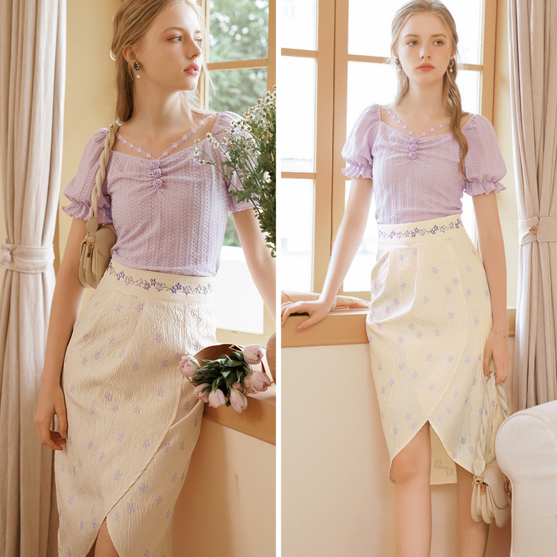薄紫の花びらトップスと花柄刺繍チューリップスカート – ManusMachina