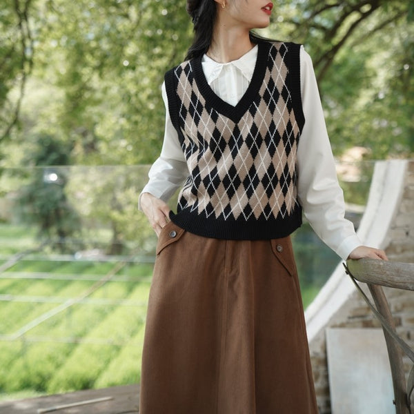 Western-style lady's classic vest