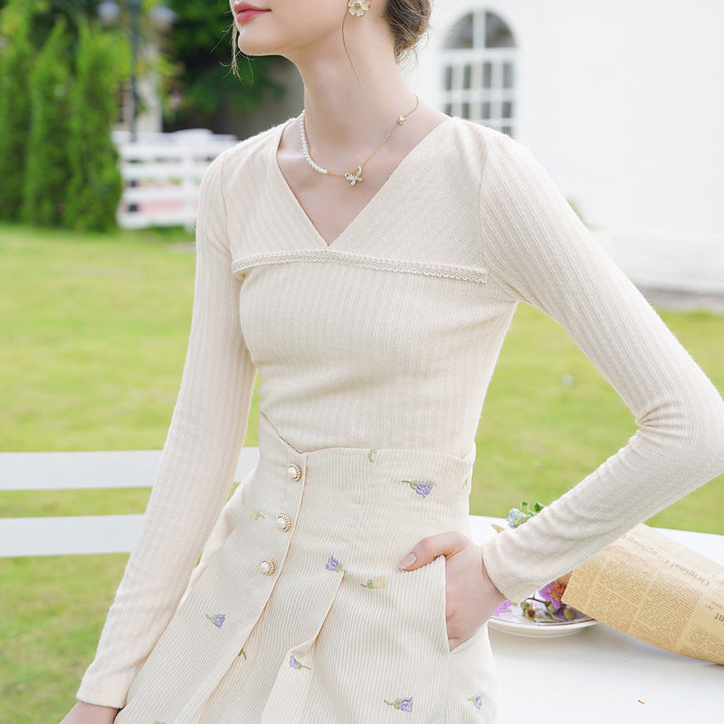 Lady of the Moonlight Slim Knit