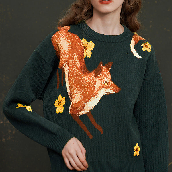 Red fox playing with flowers knitted sweatshirt