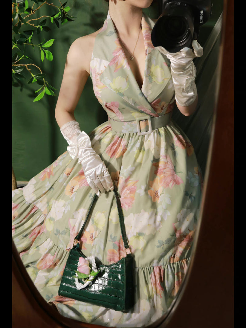Silver screen actress floral retro dress