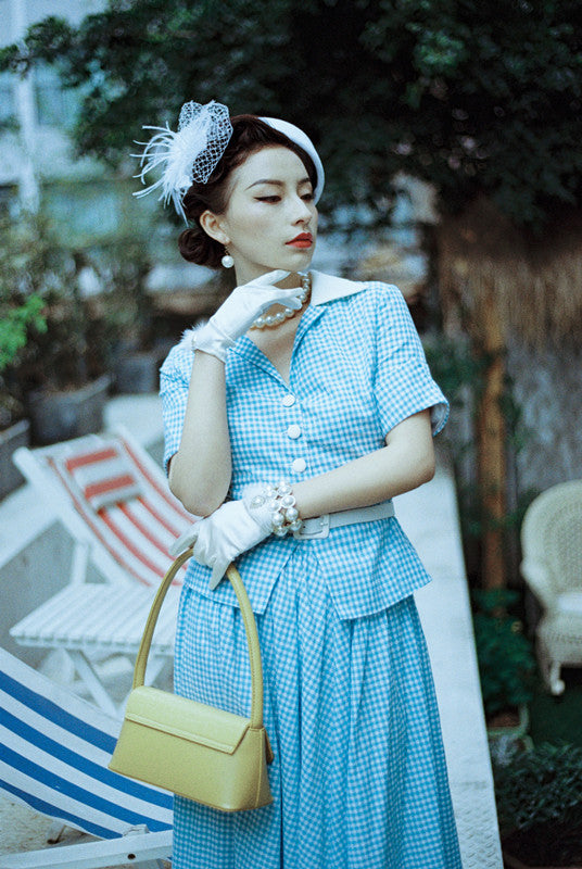 Hong Kong lady's vintage blouse and skirt setup