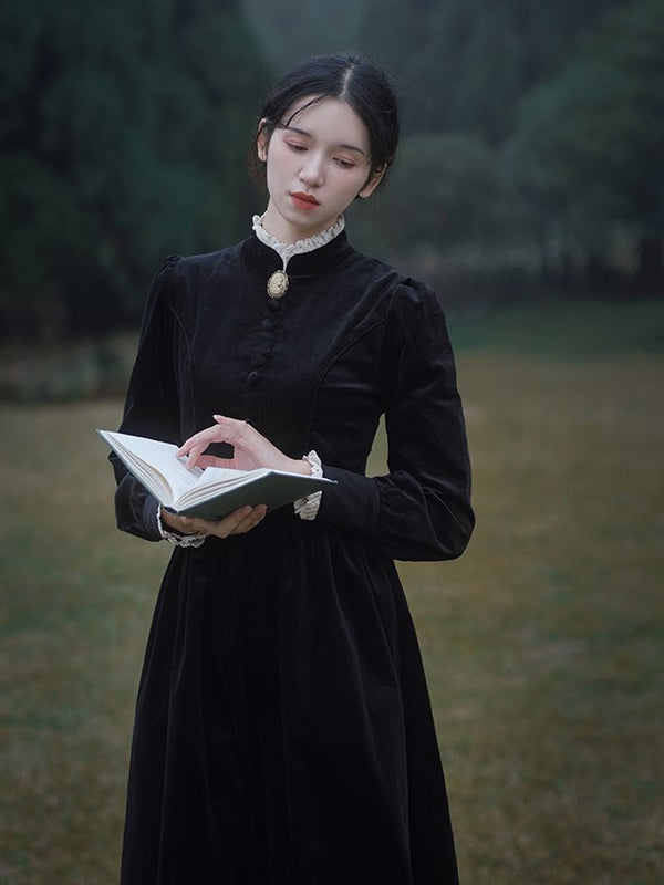 【manusmachina】 漆黒のお嬢様コーデュロイワンピース 漆黒のお嬢様コーデュロイワンピース – ManusMachina