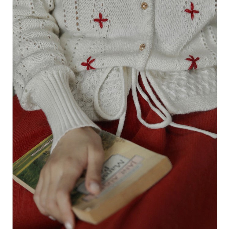 Keyboard-colored flower embroidery knit cardigan