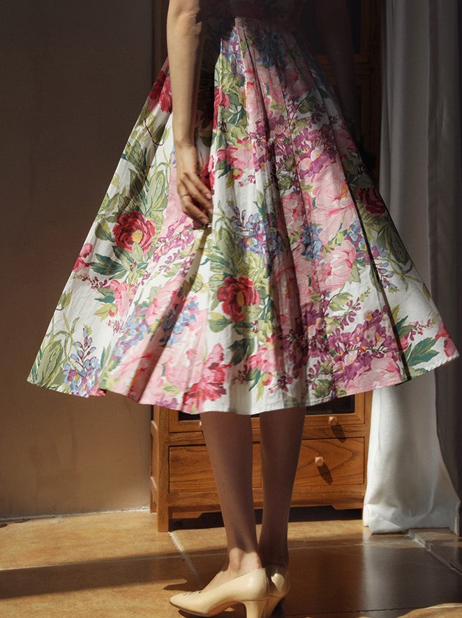 Nadeshiko-iro and rose-colored flower pattern vintage dress