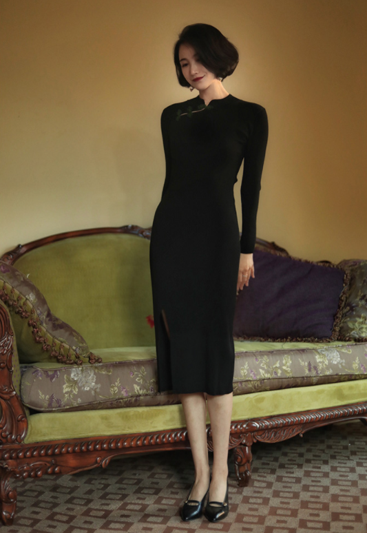 Chinese Knit One Piece for Court Ladies (Straight Type)