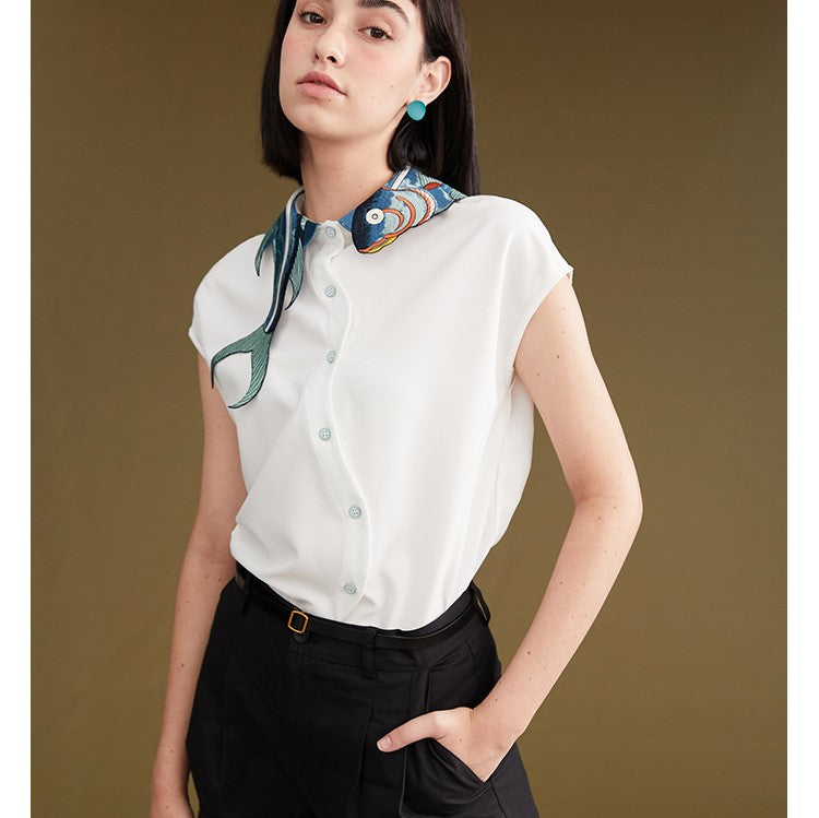 Aonishikigoi embroidery collar blouse