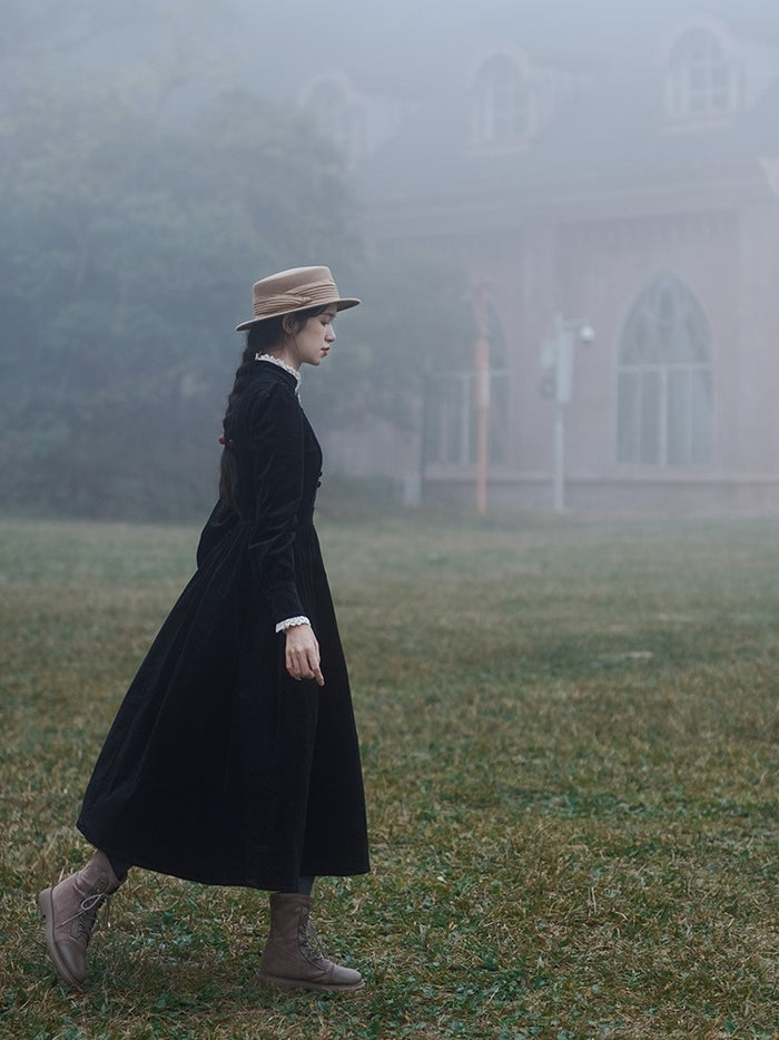 【manusmachina】 漆黒のお嬢様コーデュロイワンピース 漆黒のお嬢様コーデュロイワンピース – ManusMachina