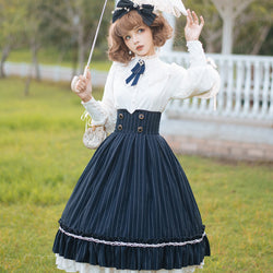中世英国少女のストライプスカート