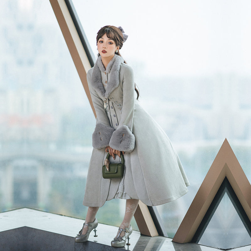 Gorgeous Queen's Elegant Long Coat [Planned to be shipped from mid to late March 2023]