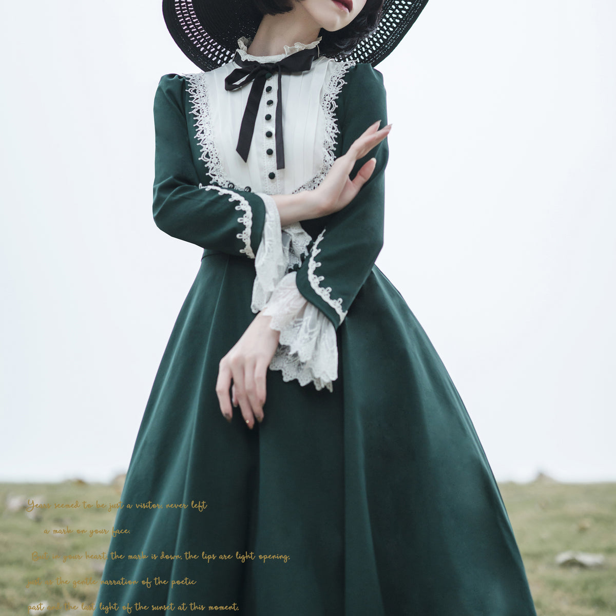 アンテイ-ク、フアツシヨン誌(The Lady、英国) ec560330-10aa-11f0-ac9f-