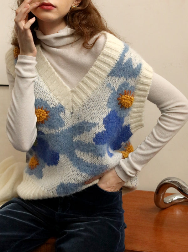 Ultramarine Flower Embroidered Knit Vest