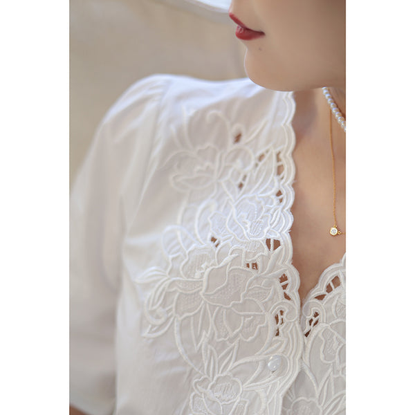 Floral embroidery white retro blouse