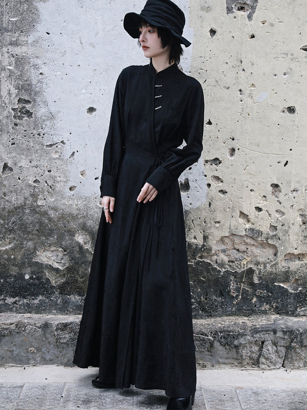 black lady black cheongsam dress