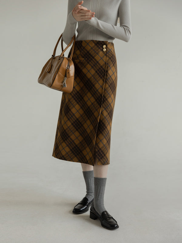 Plaid Wool Skirt of British Lady